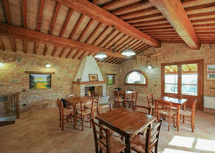 Lägenhet Ground Floor By Trasimeno *